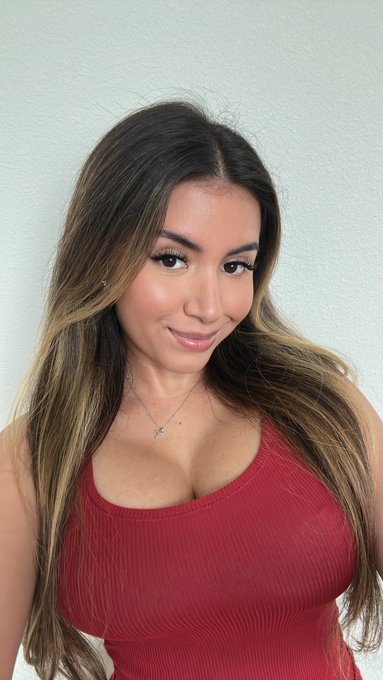 hiii ❤️ https://t.co/mpd2qneyFS