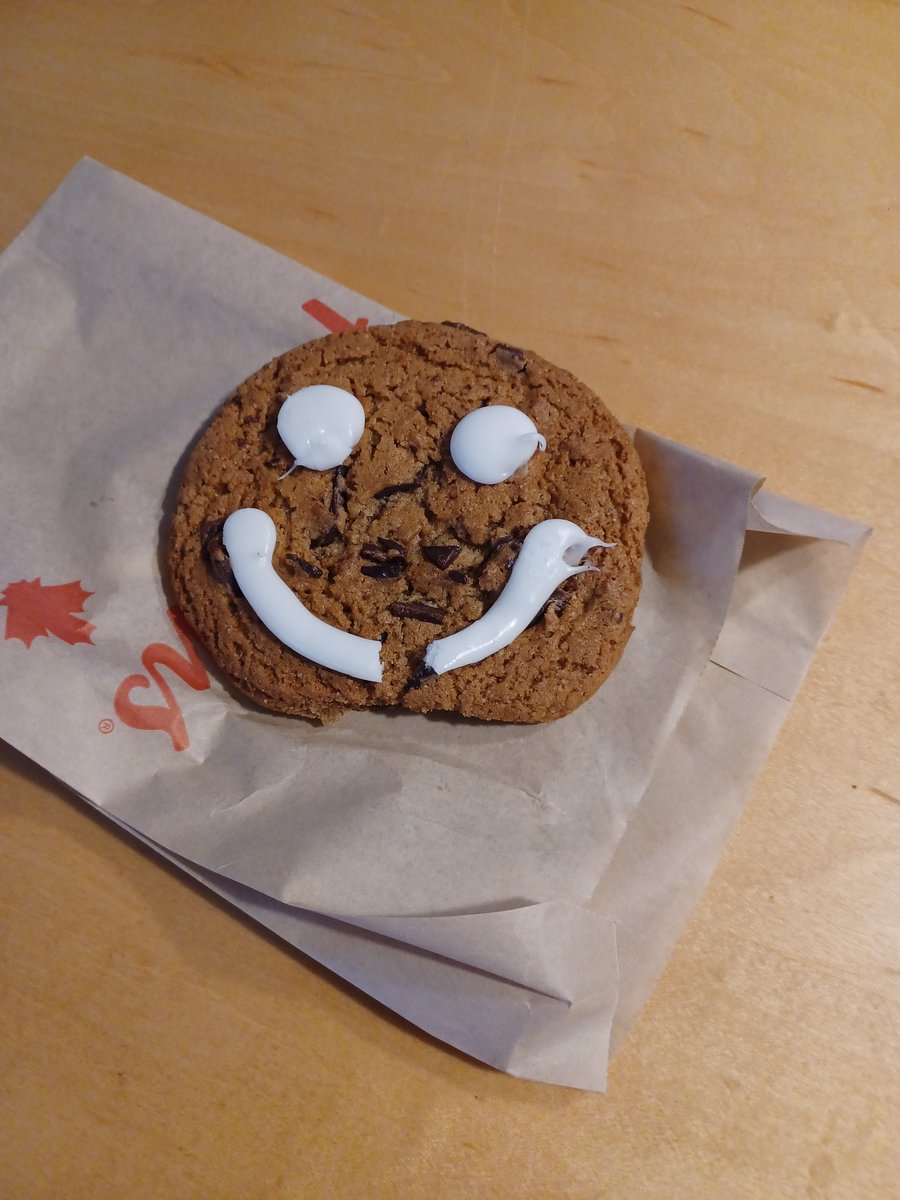 ecocache's tweet photo. @j_gray00 @TimHortons Ya @TimHortons. What's going on? #timhortons #NotFestive https://t.co/qkNM6gdOXr