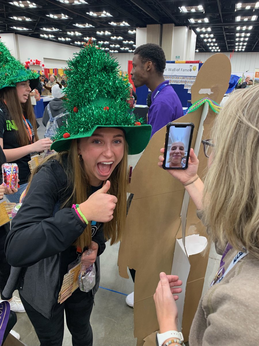 lorascollege's tweet photo. Look who we stumbled upon at #NCYC23!

The Loras College crew ran into recently admitted student, Olivia Surma! Olivia was FaceTiming her sister Emily, a current Loras student and soccer player, who is in St. Louis, getting ready for the Duhawks' Sweet 16 matchup against UW-La Crosse today. ⚽️

Sending you luck from Dubuque and Indianapolis @LorasWSoccer! 💜🦅💛

#GoDuhawks #LorasCollege
