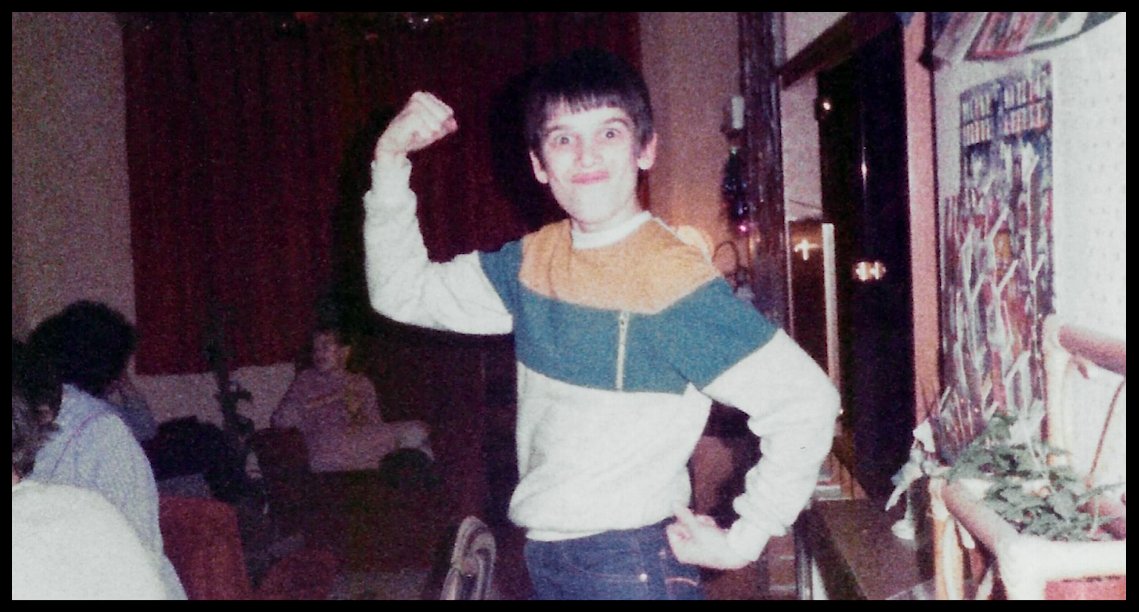 MarkRJones1970's tweet photo. What I like the most is when I'm describing getting my very own #ZXSpectrum the photo shown of me as a 14 year old (looking ridiculous, I may add) actually shows the exact place my Speccy was when I was told by my mum that she'd got me one #TheRubberKeyedWonder #RetroGaming https://t.co/cUimSPRmh6