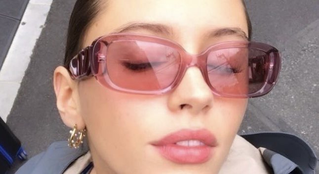 blusmarine's tweet image. thinking