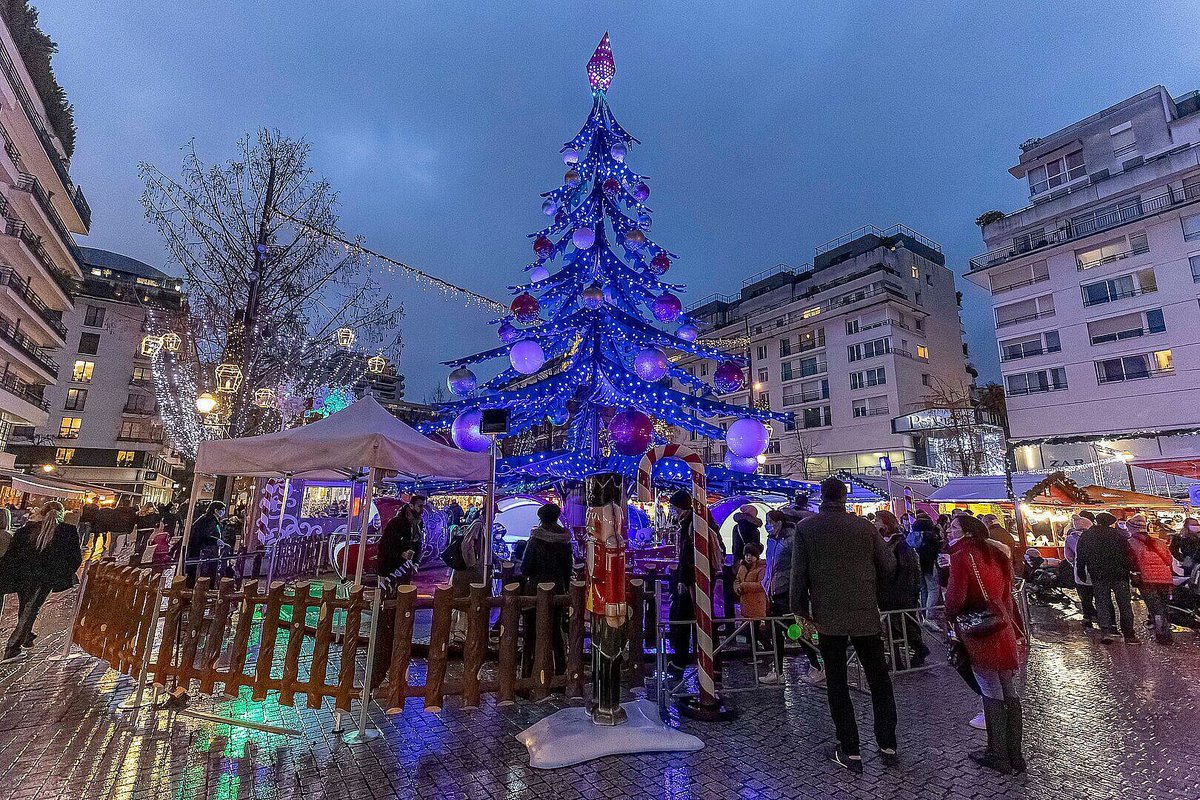 Le 𝗠𝗮𝗿𝗰𝗵𝗲́ 𝗱𝗲 𝗡𝗼𝗲̈𝗹 est bientôt de retour sur la Grand Place de #boulognebillancourt !

Retrouvez ses manèges et ses chalets qui regorgent de potentiels cadeaux et de gourmandises sucrées et salées 𝗱𝗲̀𝘀 𝗹𝗲 𝟮𝟮 𝗻𝗼𝘃𝗲𝗺𝗯𝗿𝗲 𝟮𝟬𝟮𝟯.