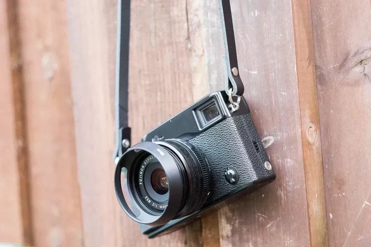 Our classic leather camera neck strap offers a minimal, stylish option for both digital and film cameras. #fujifilm #photography #cameragear buff.ly/3wRODP1