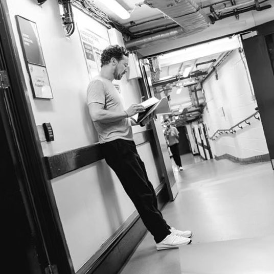 SmilingBenedict's tweet image. Benedict Cumberbatch and co. at last night's Letters Live 

📸 ph. Andrew Paradise (paradiseph0t0)