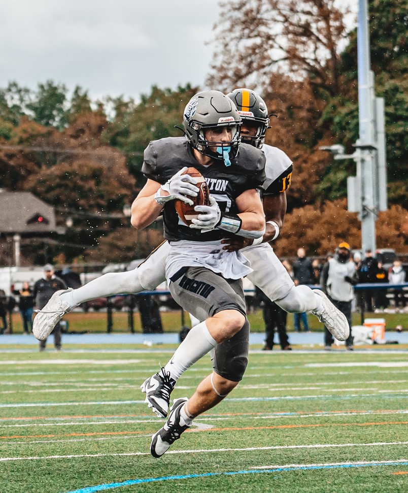 2nd Team: 
Kieran Hughes (senior SS) 
John Ahrens (senior WR/DB) 
Kaleb Matthews (junior OLB) 
Mathew Heininger (sophomore LB)

#Team89 #ThePack
