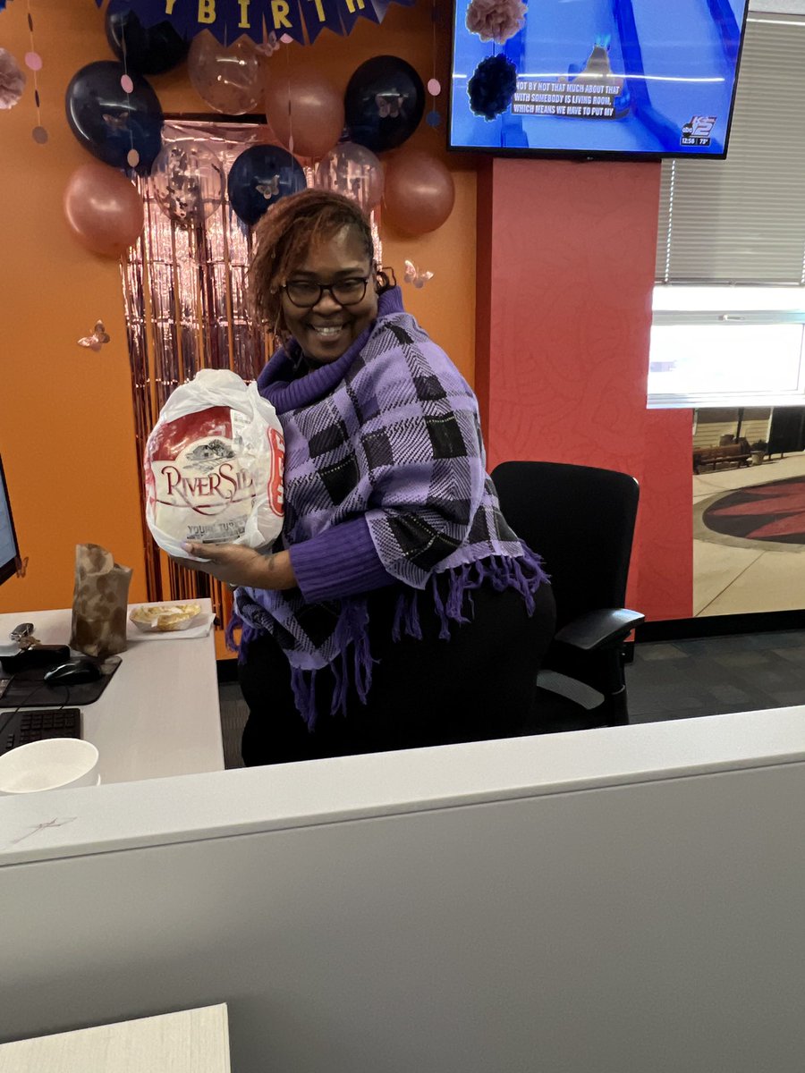 210Collectors's tweet photo. The surprise Turkey Giveaway was a success. Thank to everyone in our office for all that you do. Congratulations to our winners #lifeatatt #mbcgoodstuff #kramershouse #210collectors https://t.co/Bm9CD92I6A