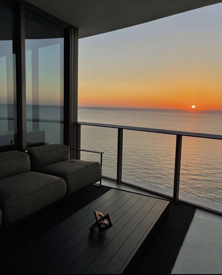 INTERIORPORN1's tweet photo. mood: https://t.co/bTDpB9KSrJ