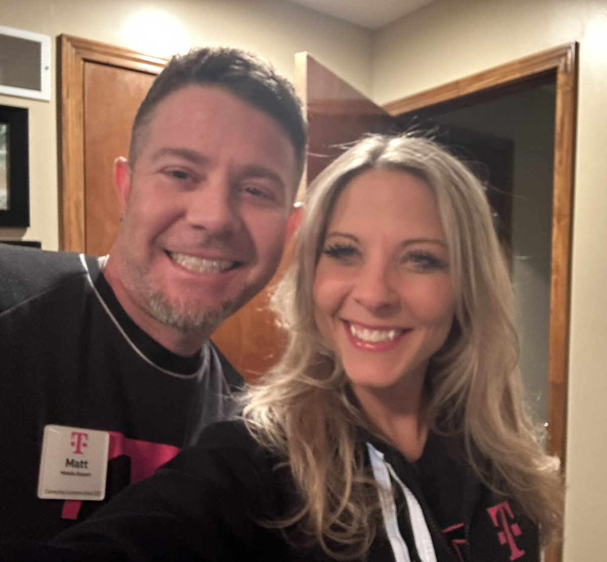 happy magenta friday!! its a great day to be great!! #teammagenta