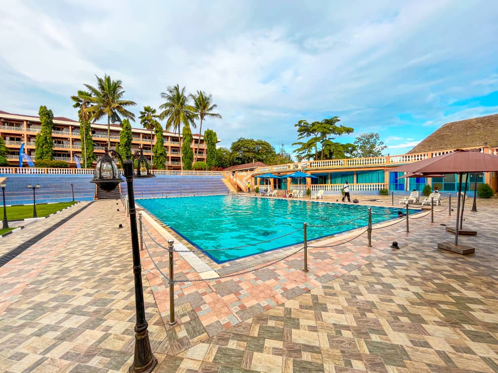 HotelAfricana's tweet image. Dive into the perfect weekend escape! 🏊‍♀️ A splashing good time by the pool. Relax, unwind, and make a splash this weekend with us! 🌞💦 #HotelAfricana #WeekendSwim #RelaxationGoals