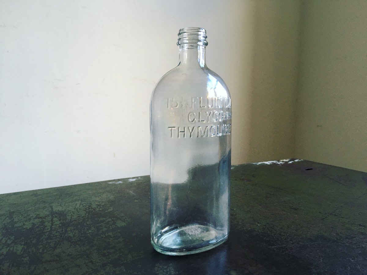 DanielsFayre's tweet image. ebay.co.uk/itm/2353031452… #Antique #Embossed 15 1/2 FLUID OZ. #GLYCO #BRAND #THYMOLINE #Glass #Bottle #c1920s #Farmhouse #Barn #Salvage #DanielsFayre #toprated #ebayseller #differentfromthecrowd