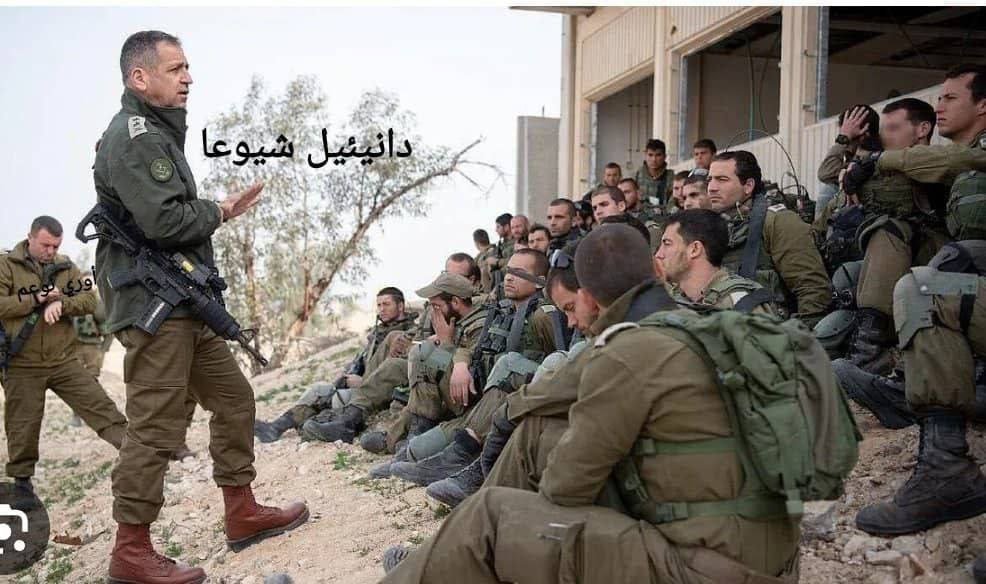 Guer4438's tweet photo. @IsraelArabic جيشكم يباد يا معشر يهود، إعلامكم يقول : مقتل الجنرال"دانيئيل شيوعا" قائد فرقة التدخل السريع واقتحام التحصينات المعقدة، وعدد من الجنود وقعوا ما بين قتيلٍ وجريح حيث تم استهدافهم بطائرة "زواري" القسامية الانتحارية أثناء تجمعهم في بيت لاهيا شمال القطاع https://t.co/NLkDPRH3NC
