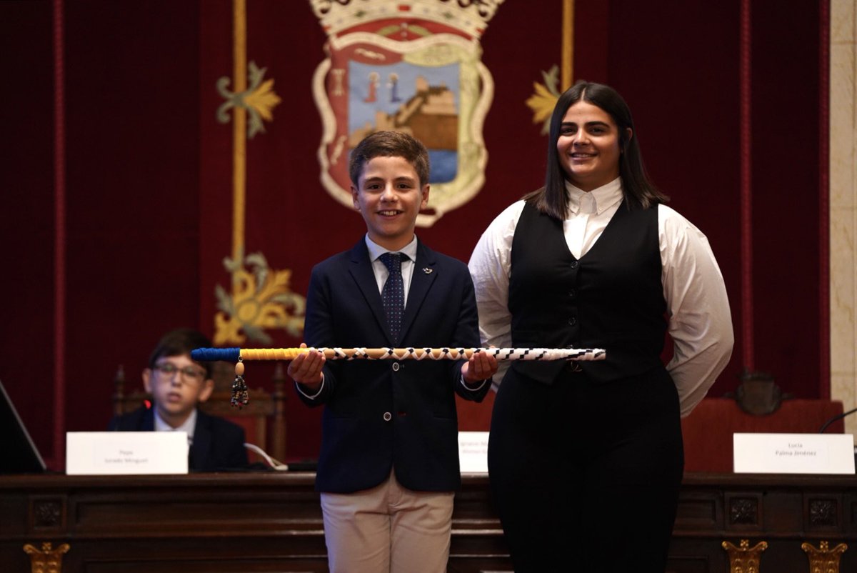 Esta tarde se ha celebrado el Pleno Infantil Municipal, en el que se ha debatido sobre los Derechos de la Infancia, coincidiendo con la aprobación de su Declaración Universal. Han participando 41 consejeros y consejeras infantiles municipales, representantes de los 11 distritos