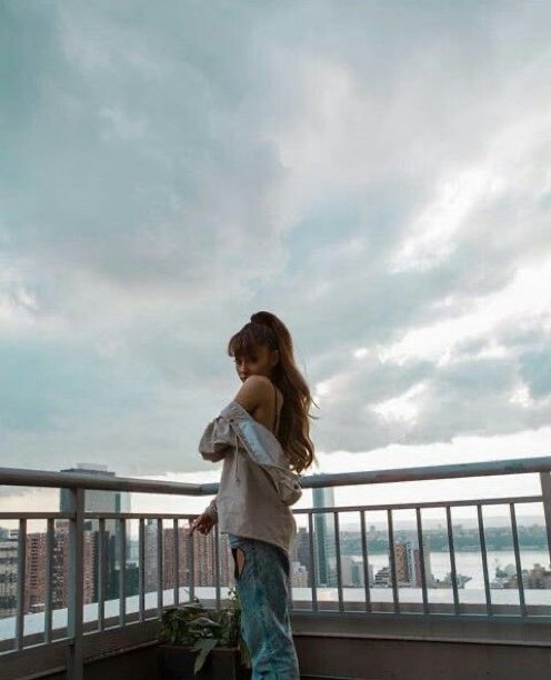 AG7Source's tweet photo. Ariana Grande on the same balcony, seven years apart 🌁 https://t.co/shYA5fqZc3