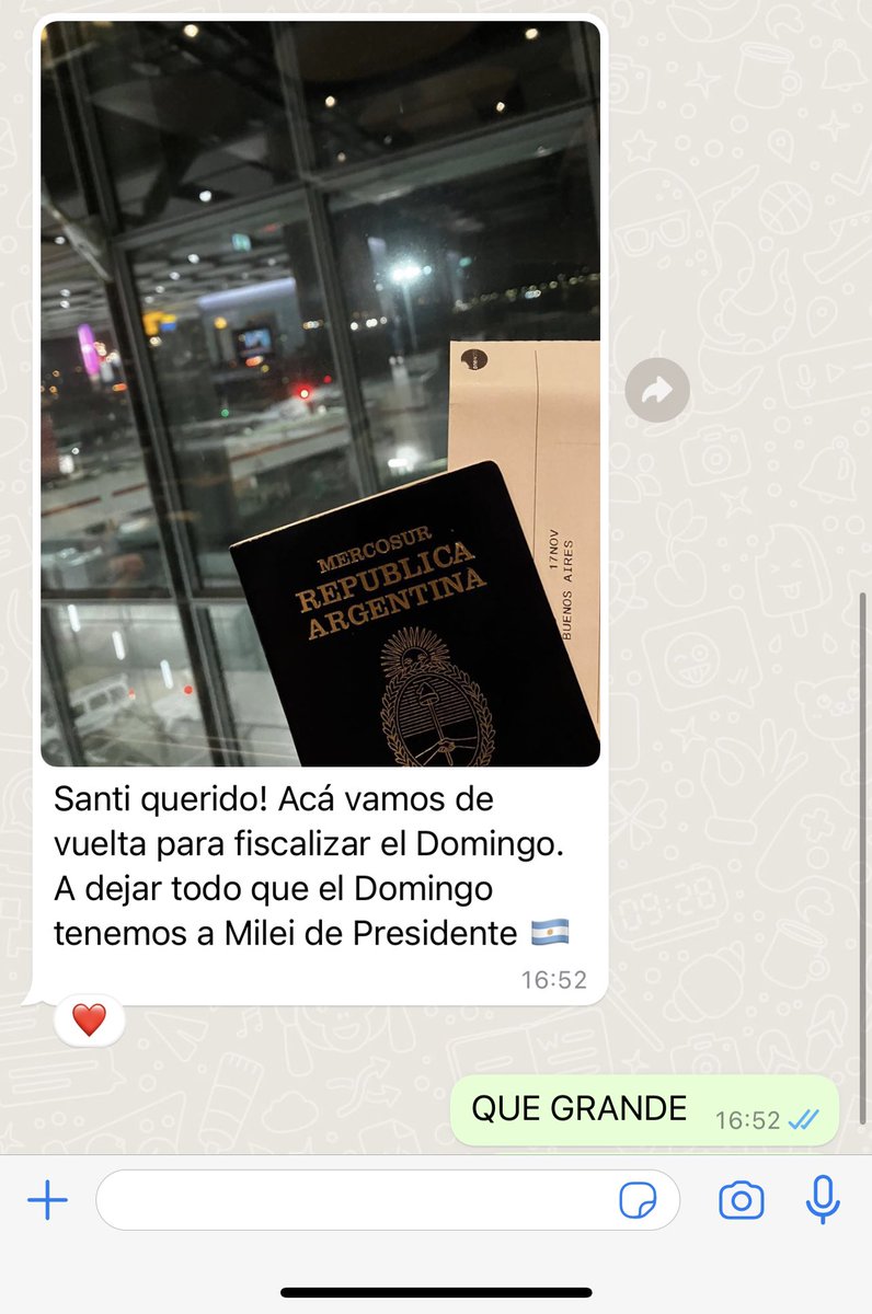 Santiago_Oria's tweet photo. Hay gente que vino del exterior para fiscalizar para Milei. Esto es la odisea de un pueblo que desea liberarse. https://t.co/kjmszu8iXB