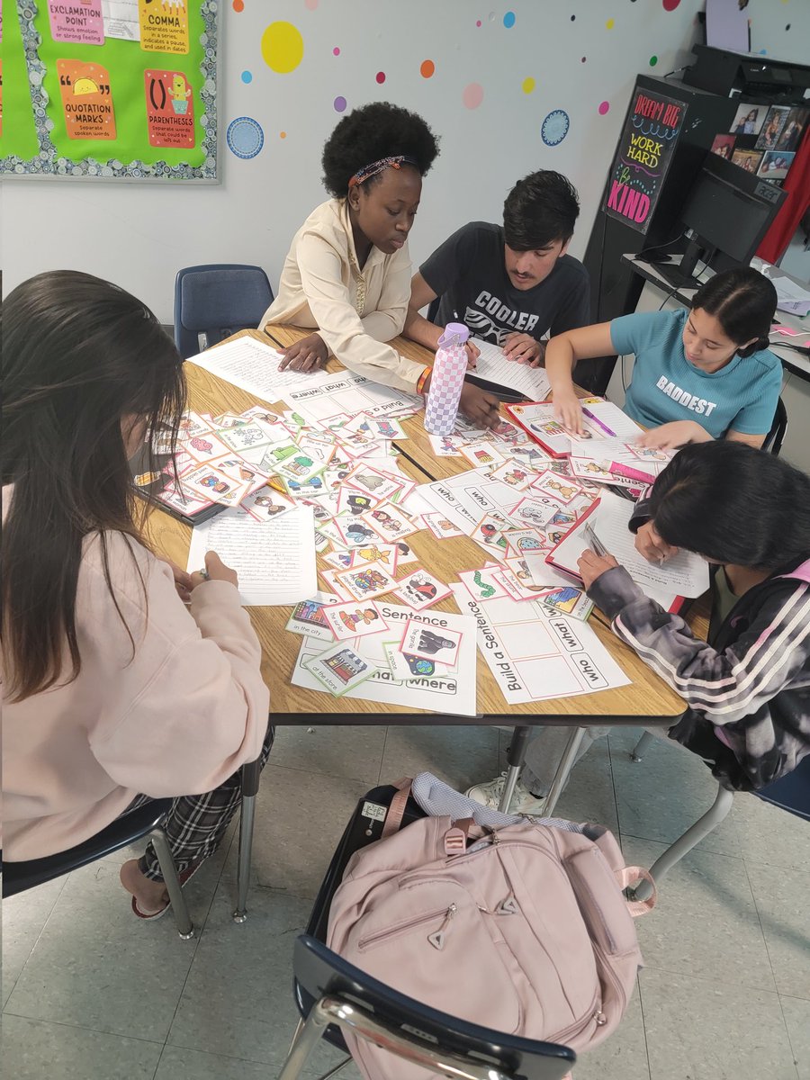 MrsCova_WES's tweet photo. We've been learning about nouns, verbs, adjectives, and adverbs to help us build strong sentences. Today, we had a competition to see who could build the most sentences correctly. Congrats to our Sentence Building Champions! #GIHS @GEOIntHS https://t.co/5wkQZnPKMK
