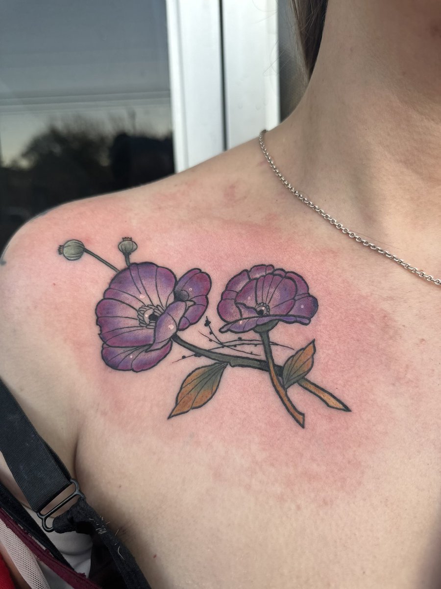 yuuungtraphouse's tweet photo. Slow season be real slow. So here’s some tattoos I’ve made recently. 

#tattooartist #tattoos #tattooart https://t.co/MilTaeqOKi