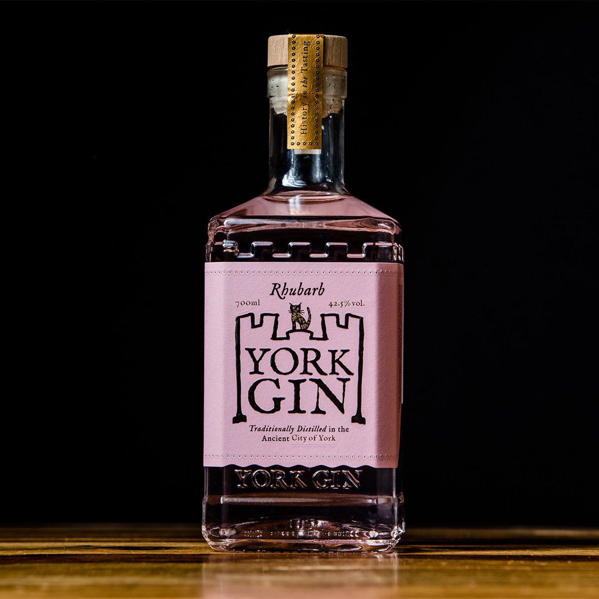 York Gin (@yorkgin) on Twitter photo We’re very excited that York Gin Rhubarb is one of <a href="/theginguide/">The Gin Guide</a>’s best rhubarb gins around. 😄
theginguide.com/rhubarb-gins/
And on the same day, a wonderful customer has bought 50 (yes FIFTY!) Easy Rhubarb Martini gift sets! 🤩
More info and buy one or two:
yorkgin.com/easy-rhubarb-m… We’re very excited that York Gin Rhubarb is one of <a href="/theginguide/">The Gin Guide</a>’s best rhubarb gins around. 😄
theginguide.com/rhubarb-gins/
And on the same day, a wonderful customer has bought 50 (yes FIFTY!) Easy Rhubarb Martini gift sets! 🤩
More info and buy one or two:
yorkgin.com/easy-rhubarb-m…