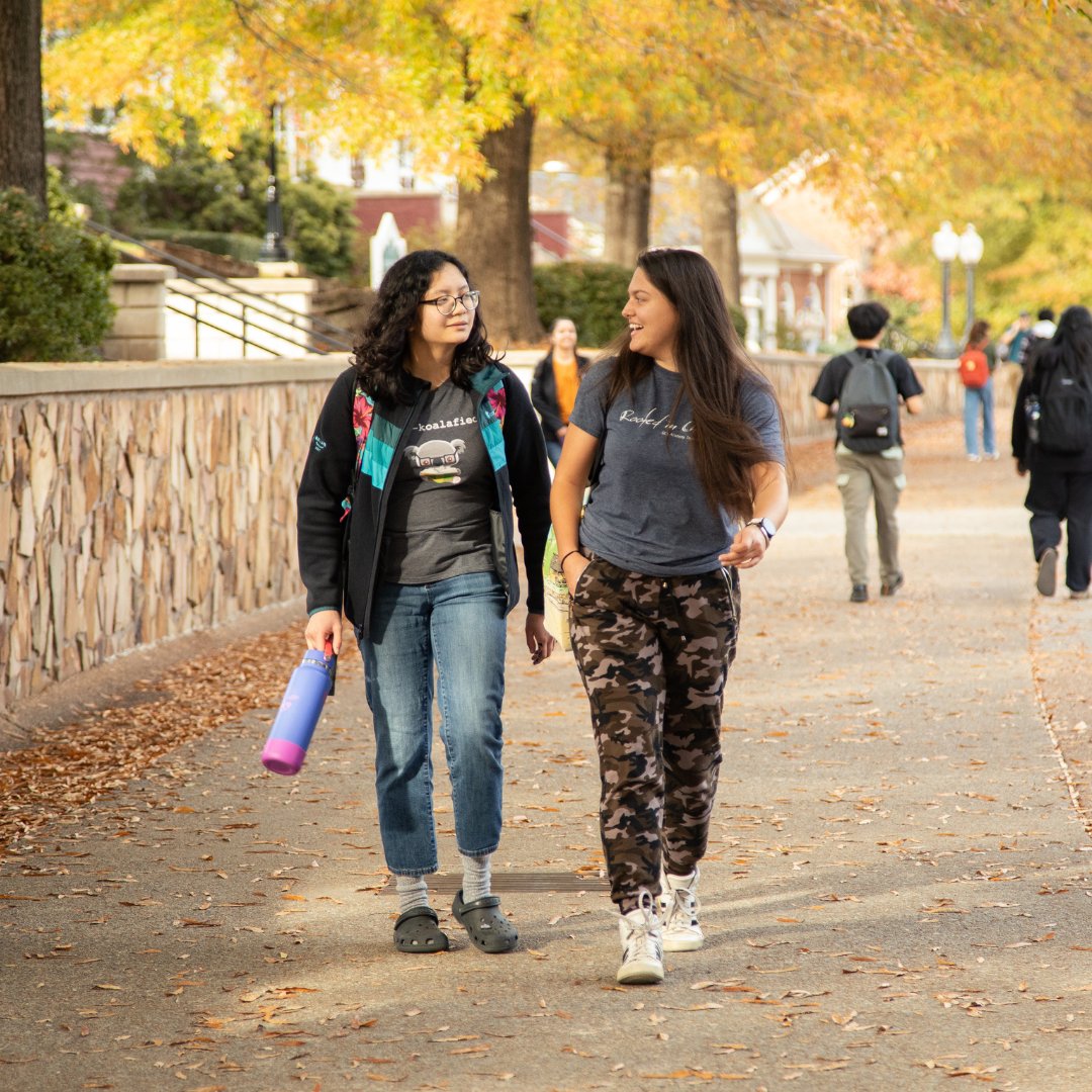 SouthernNews's tweet photo. Smiling big because Thanksgiving break is finally here! ๐ ๐คฉ
Have a wonderful break and enjoy some time off. You've earned it!
Here's a look back at #TheWeekInPhotos https://t.co/3uRy9uUSb6