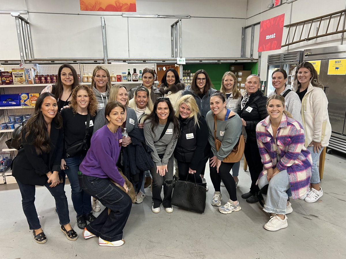 West Suburban Community Pantry tweet media