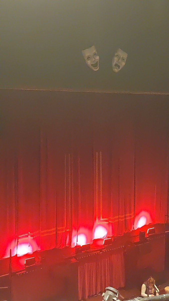 Watching our eldest in her dance show 🥰🥰🥰 we need a theatre like this in Wigan 😉