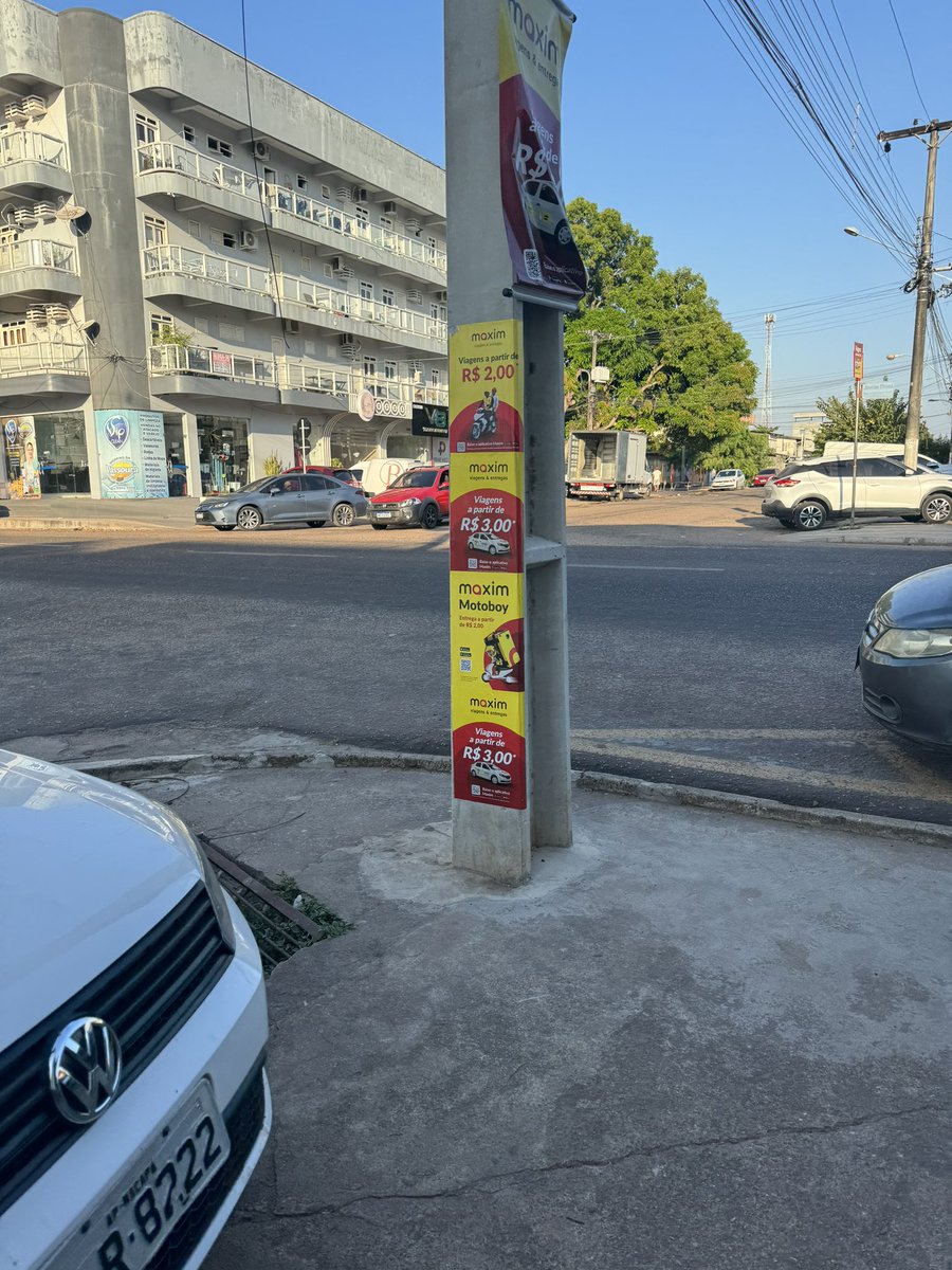 alipiojunior's tweet photo. Nova poluição visual em Macapá . Alô @PMMacapa https://t.co/7buugieWD6