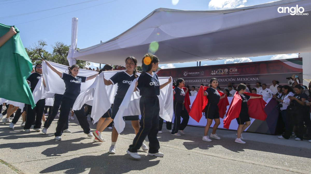Muchas felicidades a nuestros alumnos de #BachilleratoAngloMexicano por su excelente participación en el desfile conmemorativo a la Revolución Mexicana con una tabla rítmica.
#ColegioAngloMexicanoDeCoatzacoalcos #AngloMexicano #PrepaCAM #Coatzacoalcos #OrgullosamenteAngloMexicano