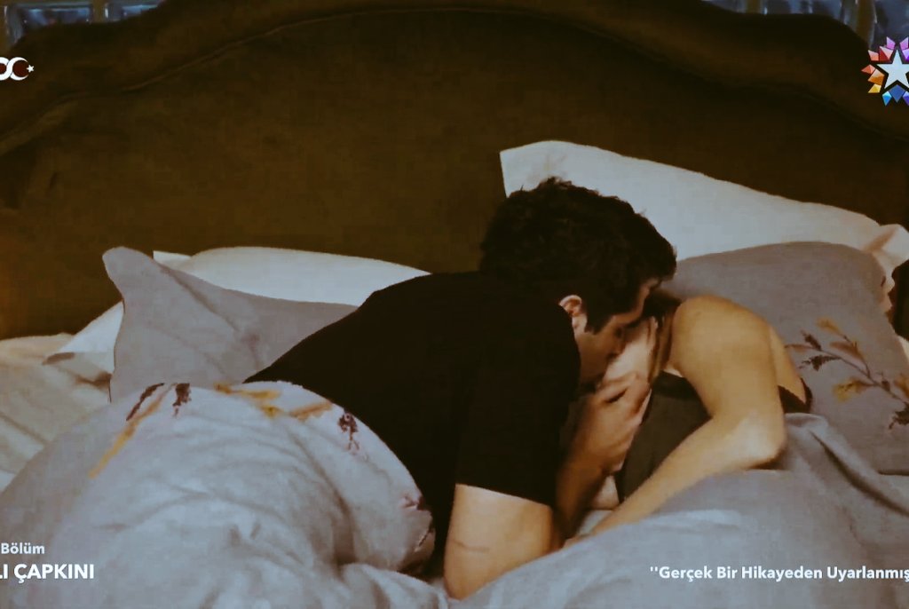 “Sarılsana bana…”🥺🖤#YaliÇapkini #SeyFer