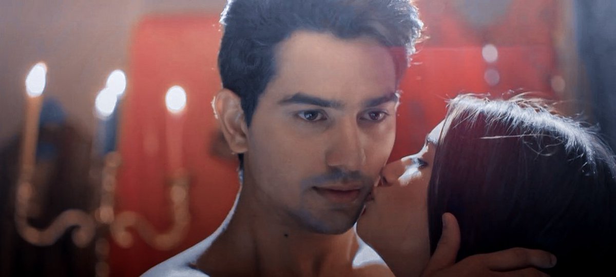 Because I am badly missing them 😭😭😭😭

#NaWal #PandyaStore #RohitChandel #PriyanshiYadav