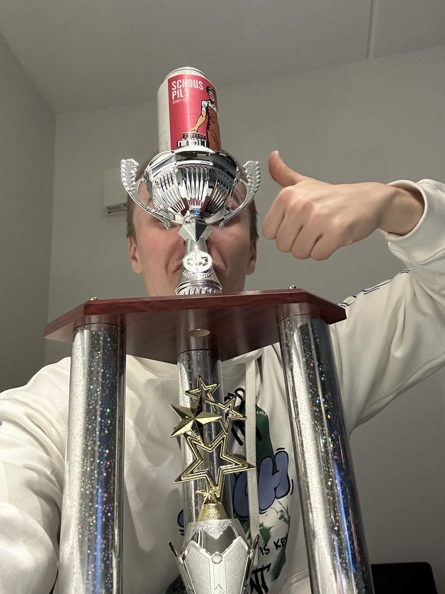 Finally a norwegian champ again after 3 years 🍾🍾 ggs <a href="/AW3ESPORTS/">AW3 Esports</a> love u ❤️