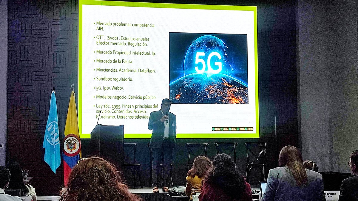ClaudiaXimenaB's tweet photo. #ForoTVUIT  @CRCCol @fernandoparadar Plantea inquietudes sobre retos regulatorios futuros para la TV, invita a idear propuestas para aplicar el Sandbox  de Contenidos Audiovisuales teniendo en cuenta los mercados existentes y la evolución de servicios https://t.co/JOkistIeEN