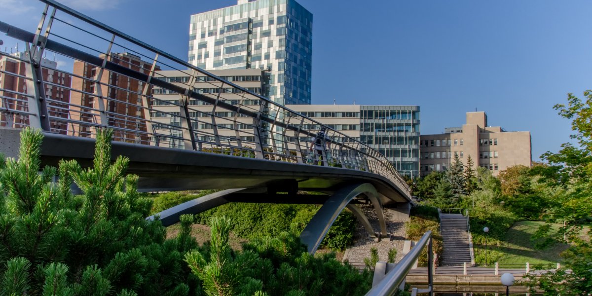 New blog post from <a href="/BiancaCecato/">Bianca Ravani Cecato</a> explores key takeaways from the recent Canadian Resource &amp; Environmental Economics Association Conference at <a href="/uOttawa/">Université d'Ottawa | University of Ottawa</a> and asks: how can #Environmental + #Climate policy research thrive?

(LINK): institute.smartprosperity.ca/CREEA