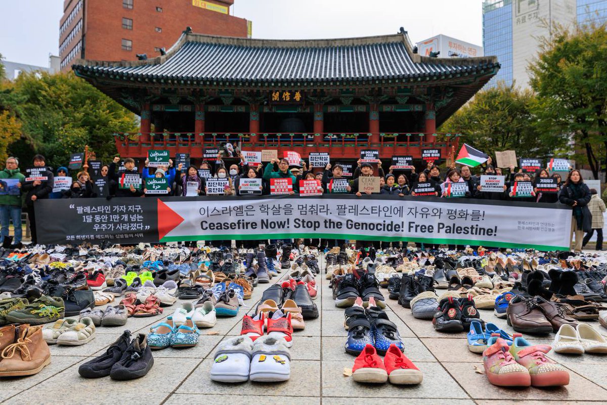 Victims of Capitalism Memorial Foundation tweet media