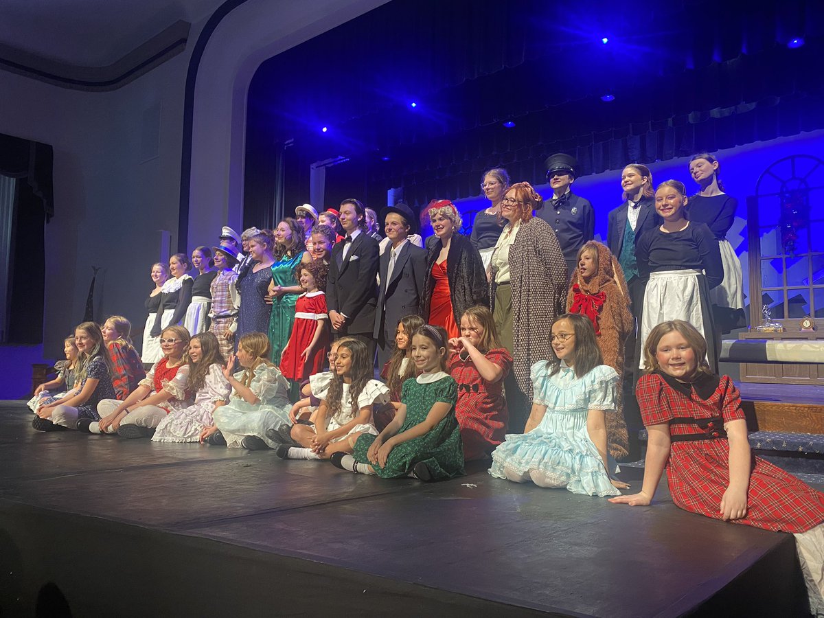 Today we got a sneak peak of Tryps production of Annie Jr. We LOVED it!! #CPSBest