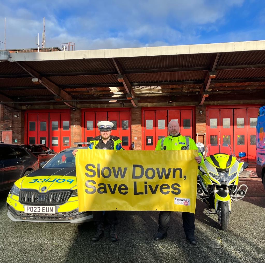 “Have you got nothing better to do.” A regular remark we get doing speed enforcement…
We do this to reduce death and serious injury on our roads. At one speed site today approaching a primary school at opening time, we had drivers at 43,44 &amp; 47mph in a 30. #Fatal5 #T3RPU