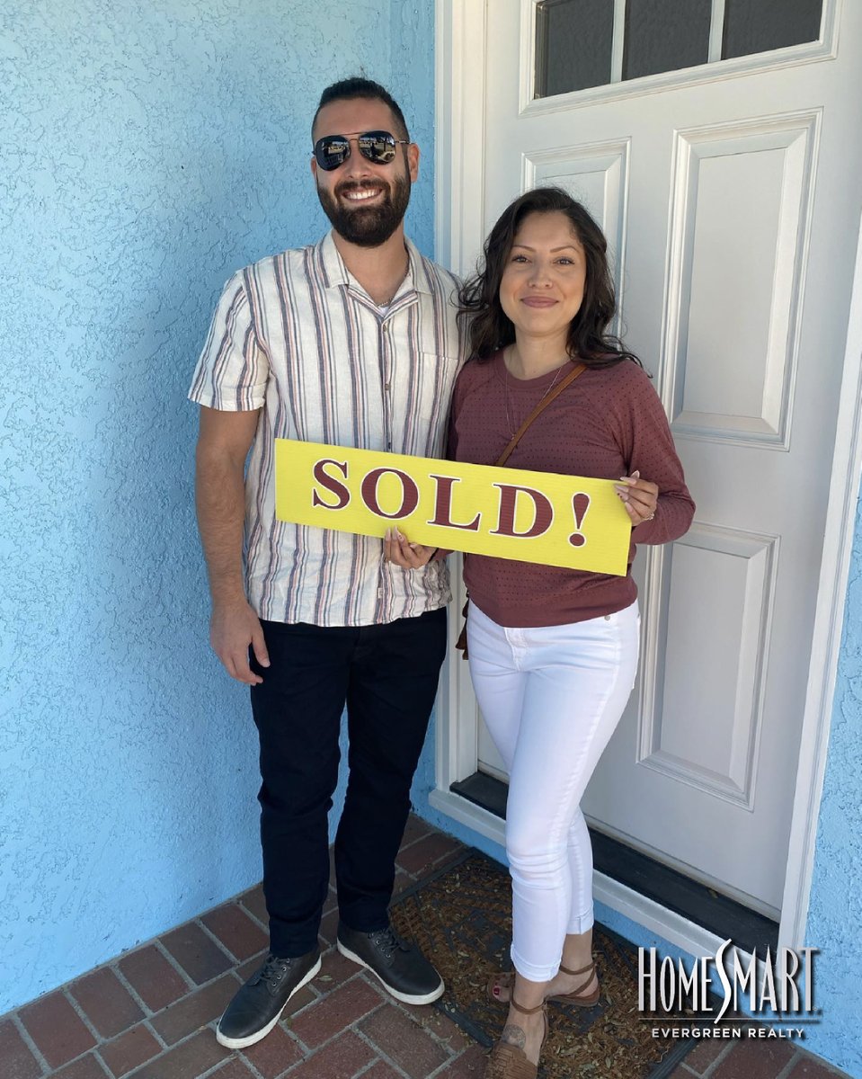 CONGRATS to Laura Centeno-Luna for helping her clients purchase their first home in Whittier!

They were able to purchase their home with a conventional loan - no PMI and less than 20% down payment!

JoinHomeSmartEGR.com 

#whittier #newhome #familyhome #haciendaheights