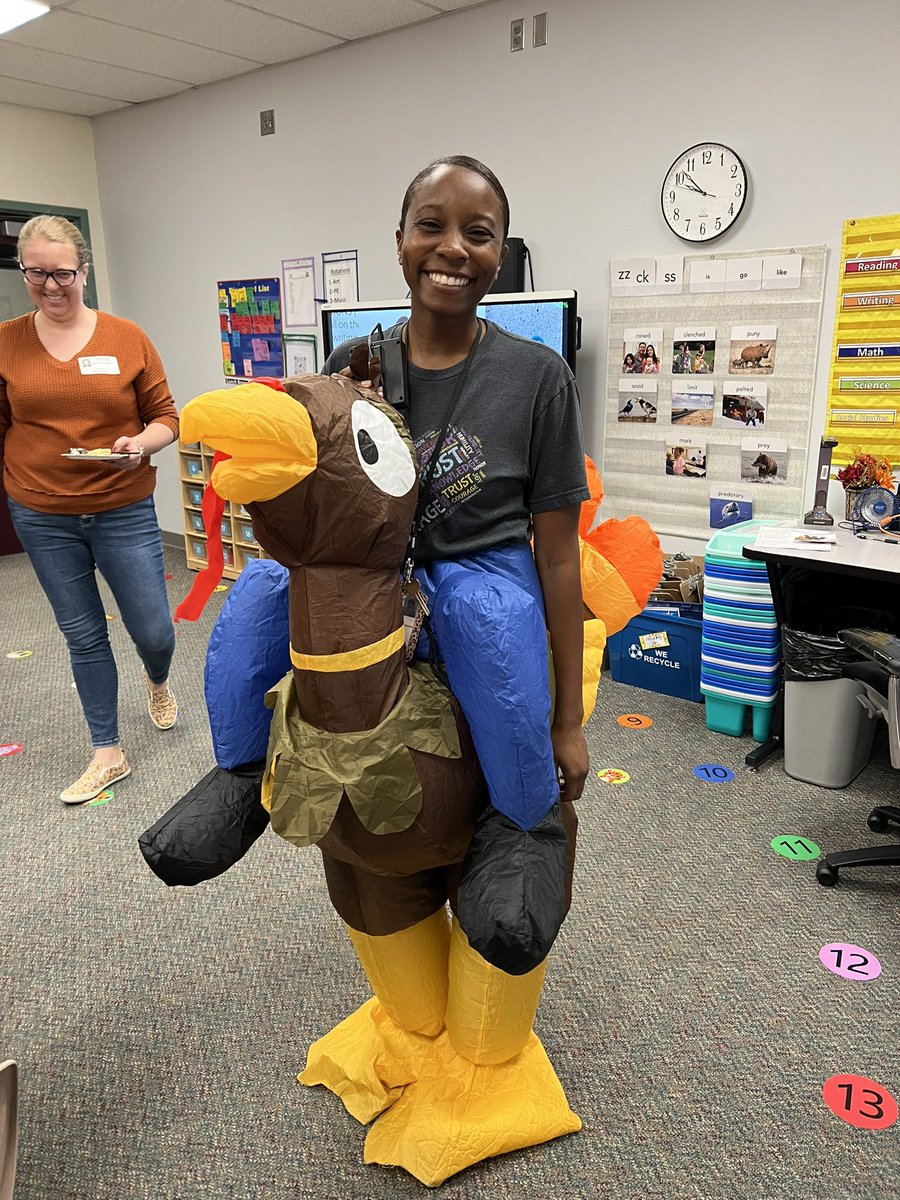 wojcikfaith's tweet photo. Thankful parties and stem turkey trap challenges. Oh, my!#HayesHawks #HayesFirstGrade https://t.co/jhrXMILXjO