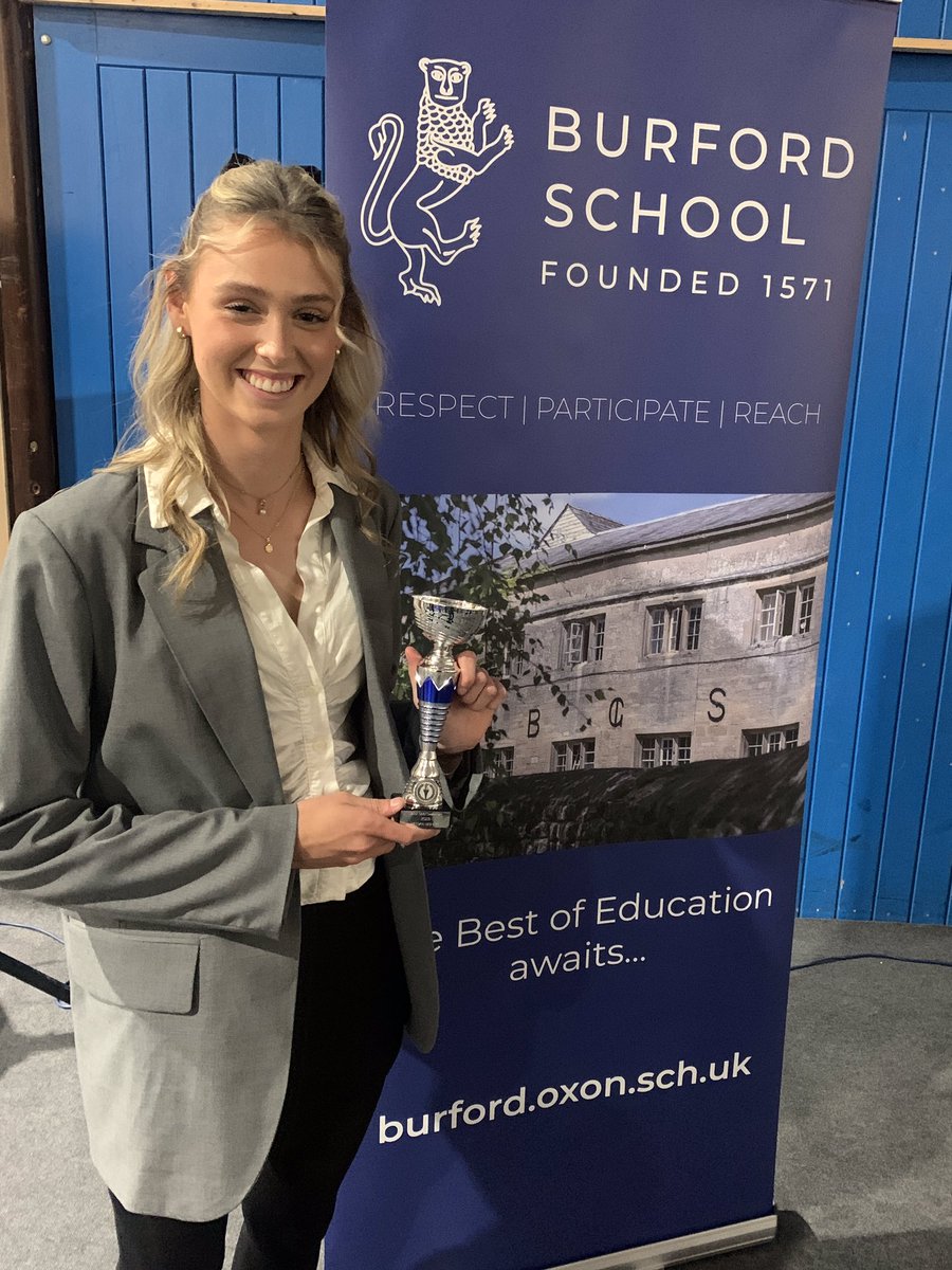 Burford School sportswoman of the year award today at Charter Day presentation evening 🏆 Another proud moment 😊 Thank you 🙏 <a href="/BurfordSport/">BurfordSchoolSport</a> <a href="/BurfordSchool/">Burford School</a>