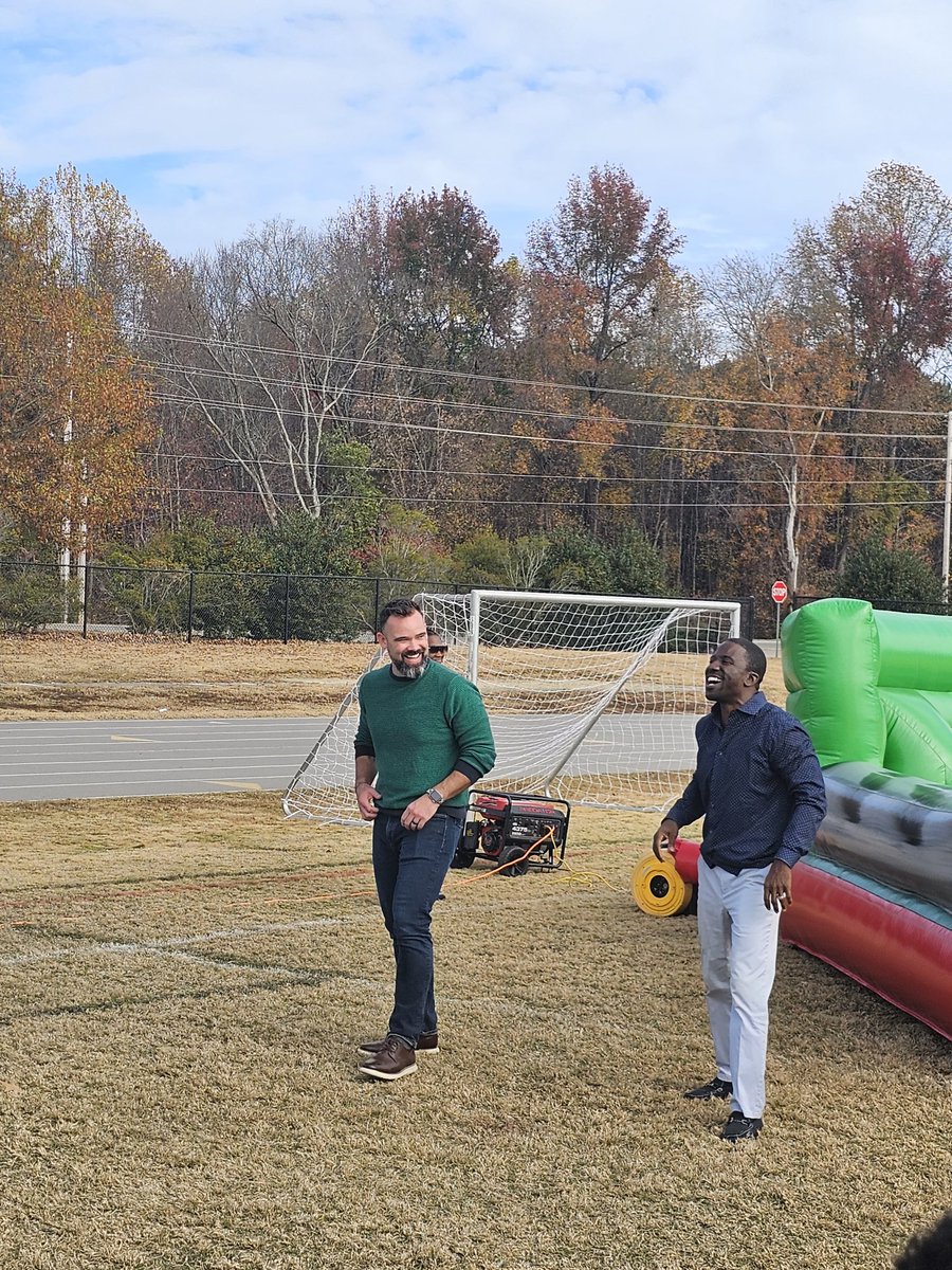 RolesvilleMS's tweet photo. What a JAM packed week it was here at Rolesville. So many moments of joy experienced by both adults and students...all the reasons to be THANKFUL. https://t.co/XcNqiOPsWh