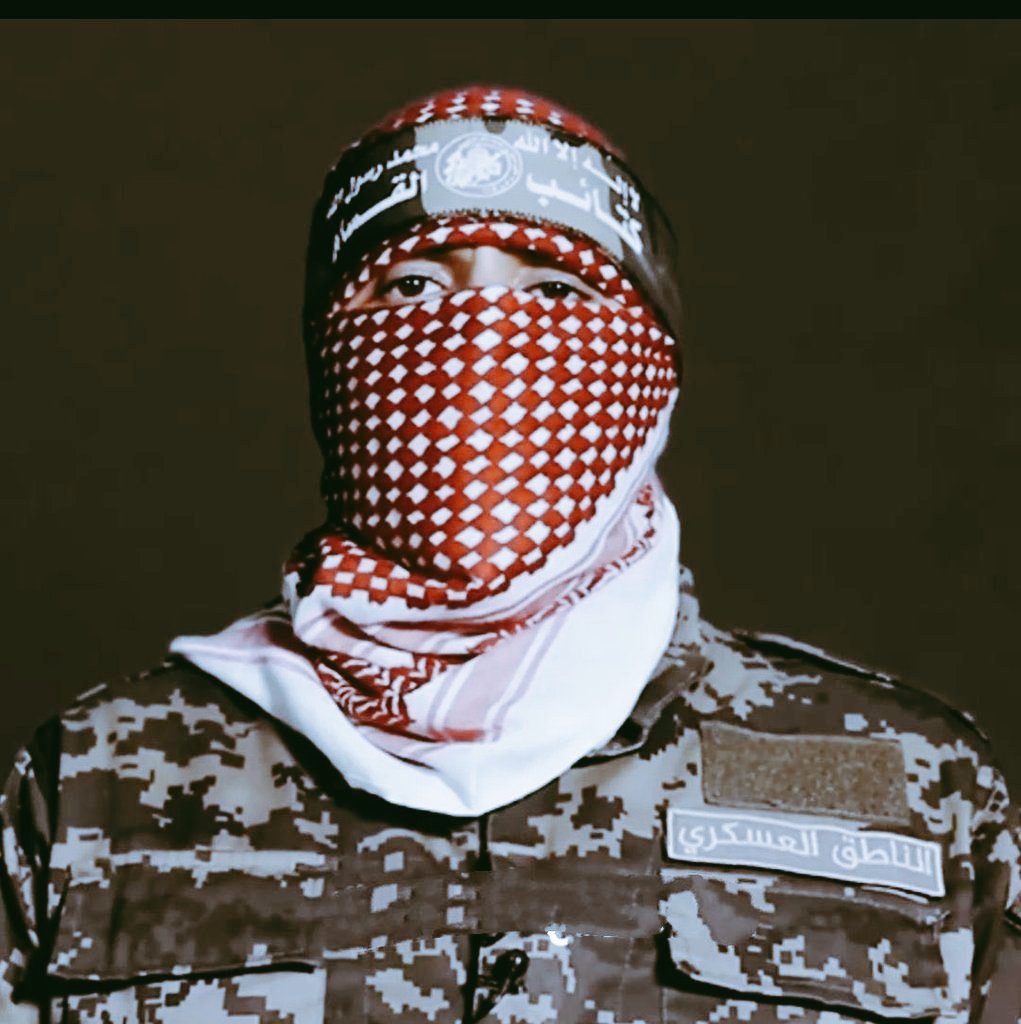 Russian__media's tweet photo. ما سر حب الجماهير الع��بية والأجنبية والأطفال لهذا الرجل الشجاع ؟ https://t.co/8oPkujMPtH