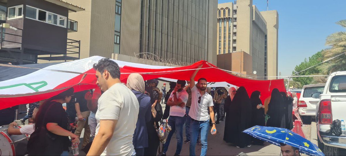 اضعف لجنة تعليم مرة في تاريخ الدراسات العليا لأن يتعرض زملائهم من الجانب العلمي إلى الإهانة والاعتداء وهم لا يتحركون 0؟
#كفاكم_اهانه_للدراسات