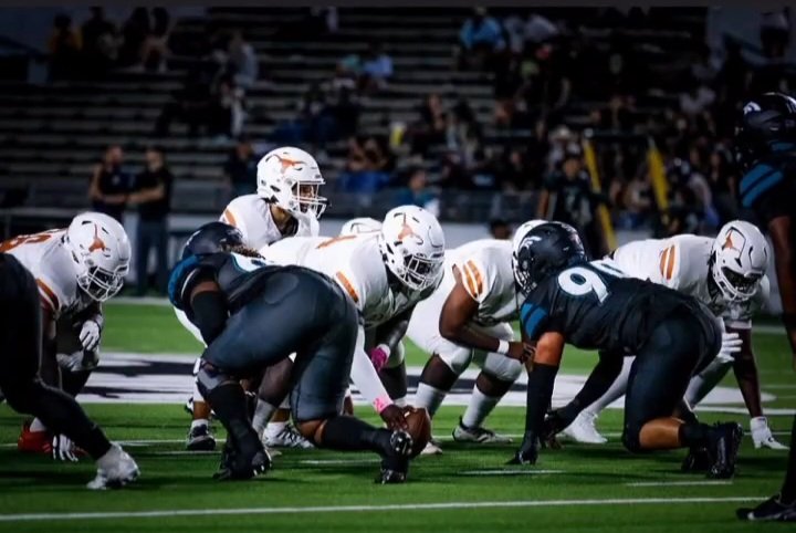 - 3x All District OL
- Versatile can play EVERY POSITION on the oline !!
- The film speaks for itself💯 !!
- Dawg looking for a home🙏🏾
<a href="/DobieLonghornFB/">Dobie Longhorn Football</a>
@JFD_Weightroom
<a href="/TheCoachGordon/">Coach Gordon</a>
<a href="/RecruitDobieFB/">Dobie Football Recruiting</a>
hudl.com/video/3/154027…