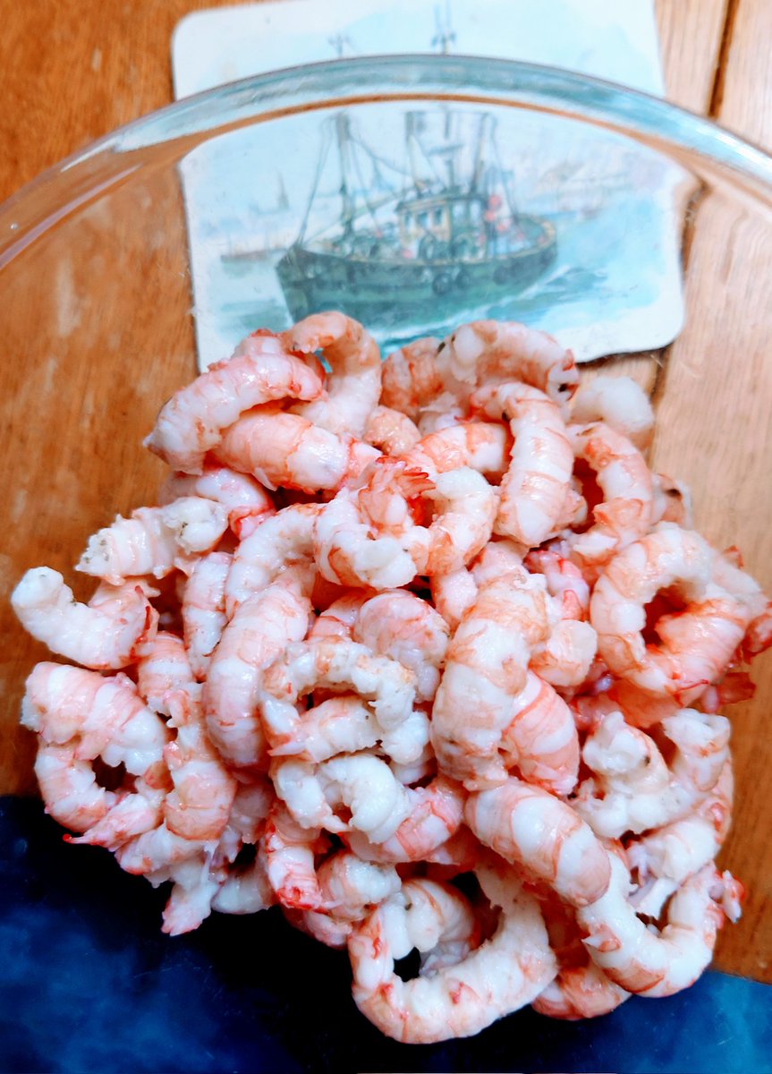 Can't beat some local trawl caught  langoustine for supper!
Healthy, nutritious &amp; sustainable
Eat more fish 🐟😊✅

#scampi #fishfriday