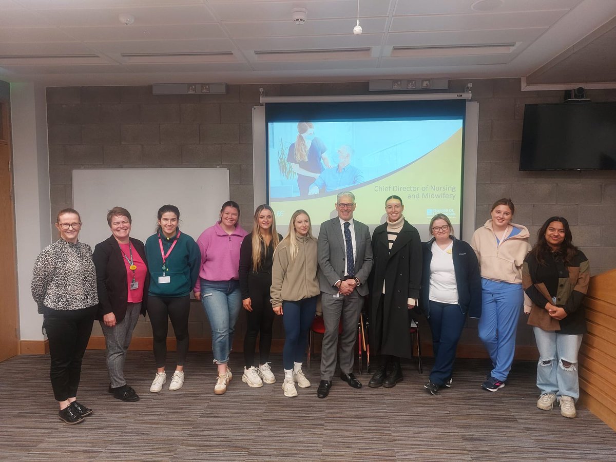 Mr Declan McNamara CDONM met with some of the newly qualified nurses on the Rotational Pathway of the first Transition to Practice Programme in @ULHospitals.