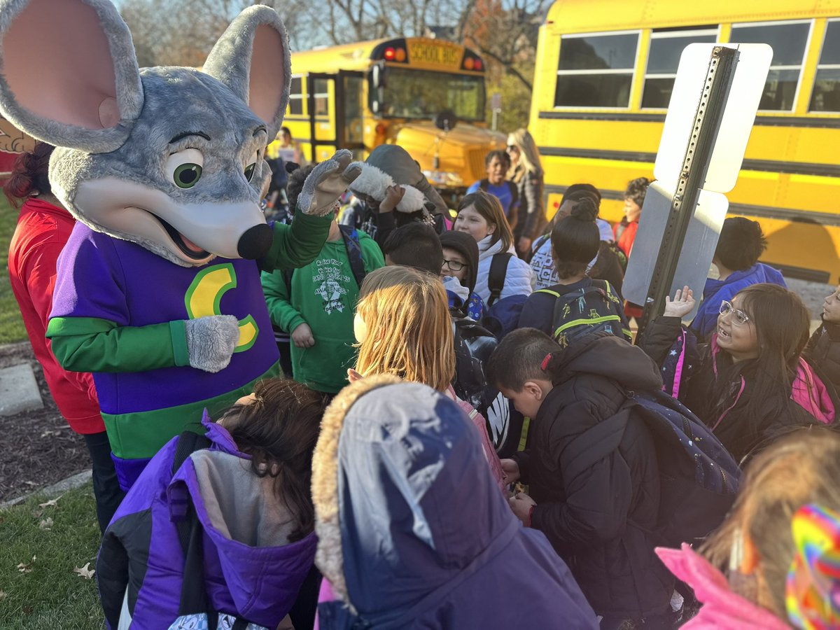 York Center School tweet media