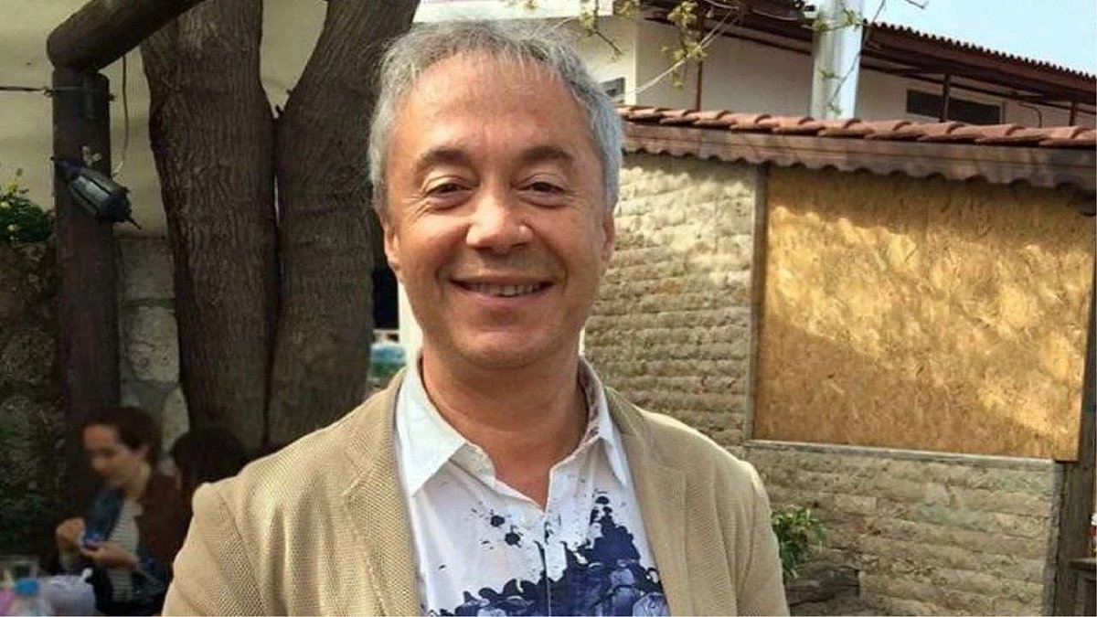 Ne çok itin kuyruğuna basmışsın be usta?

Havlama sesleri bütün gün sürdü!..

Işıklar içinde uyu...🙏❤️🙏

#MetinUca