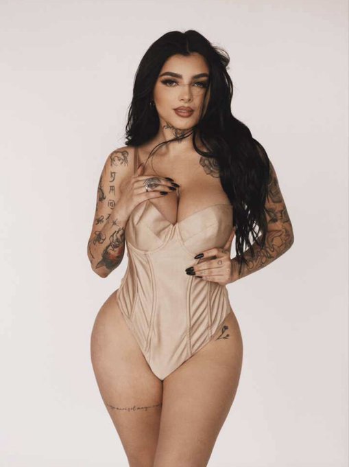 🐰amando este sue&ntilde;o 🐰🤍 https://t.co/XMulkEVcyb