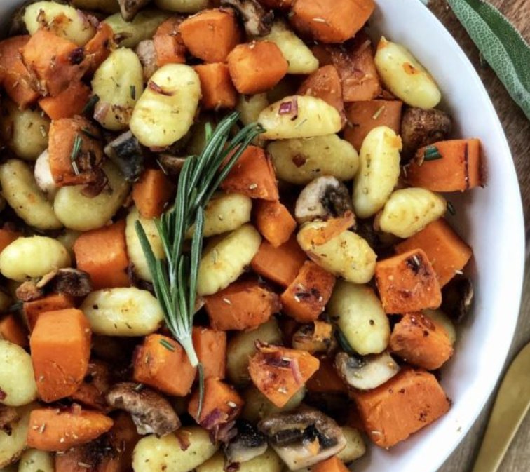 Saturday at Lordship Hub Cafe.
VEGAN
Lentil, Carrot &amp; Sweet Potato Soup w/Toast 5.75
Mushroom&amp;Sweet Potato Stew w/ Gnocchi &amp; Savoy Cabbage 10.00
MEAT/CHEESE
Beef Stew w/Potato Gnocchi &amp; Savoy Cabbage £12.75
Goat Cheese&amp;Caramelised Onion Quiche w/ Sweet Potato &amp; Rocket Salad 8.75