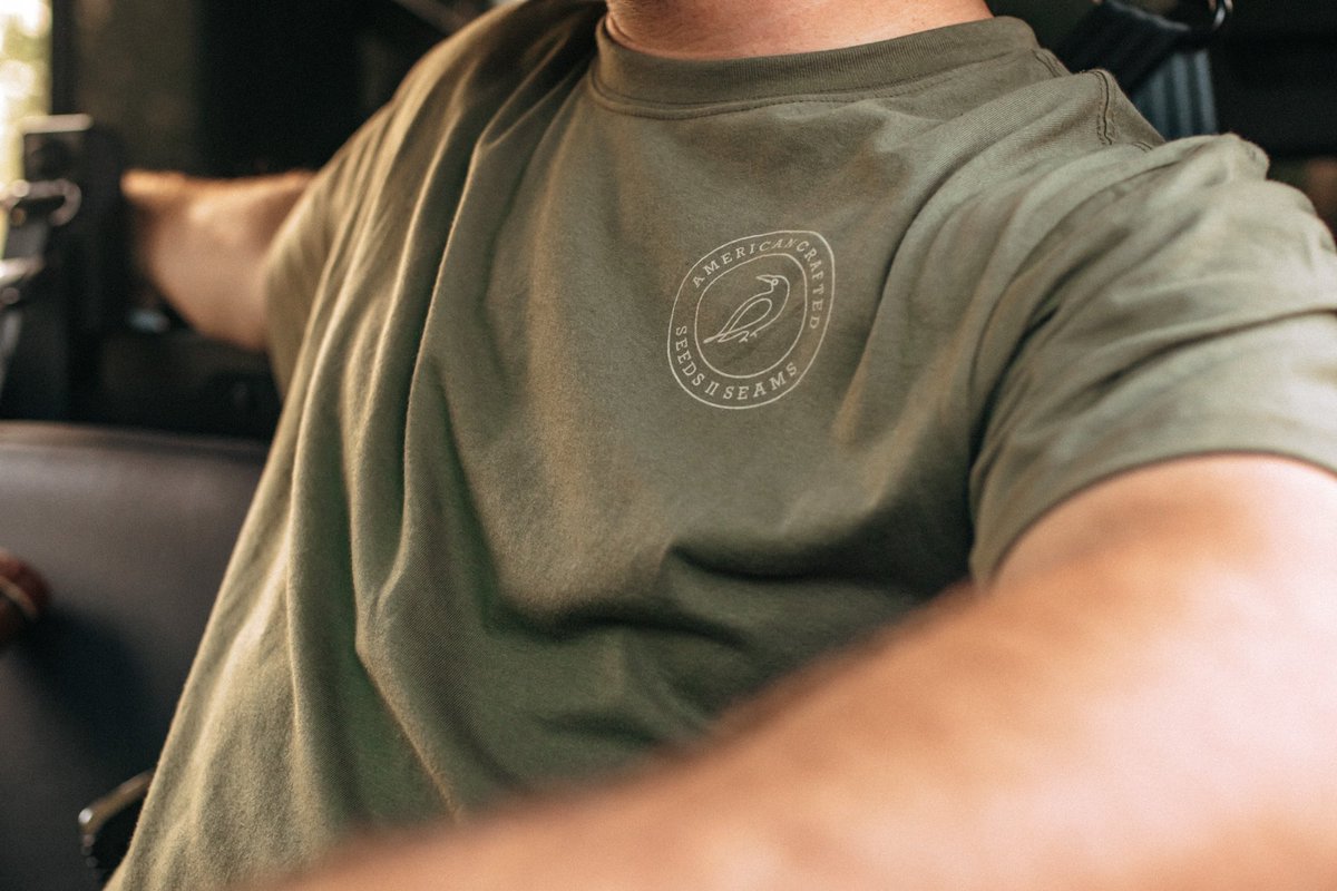 Seeds2Seams's tweet photo. Our trademarked icon is the crow and that’s not by accident… It helps tell our sustainability story with a unique supply chain that covers only 238 miles “as the crow flies.” 𓄿𓄿𓄿
#followthecrow #findthecrow #fieldtocloset #sustainable #americanmade #georgiagrown #tshirts https://t.co/Kfurmks1Pk