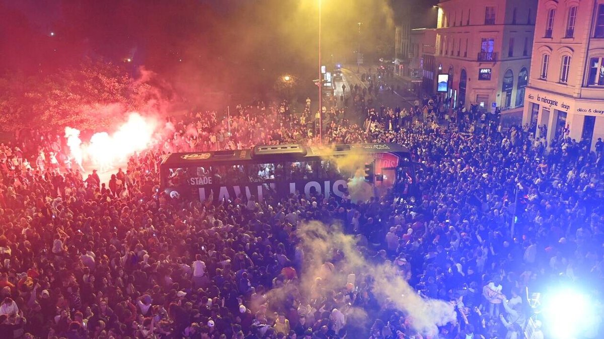 Stade Lavallois Pictures That Go Hard (@slpicthatgohard) on Twitter photo 