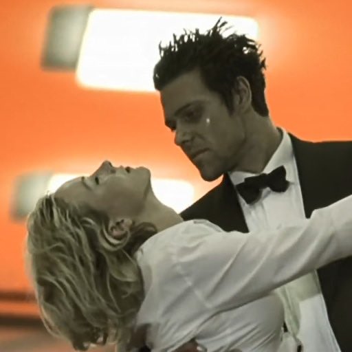 M🇷🇴🦅 tweet media